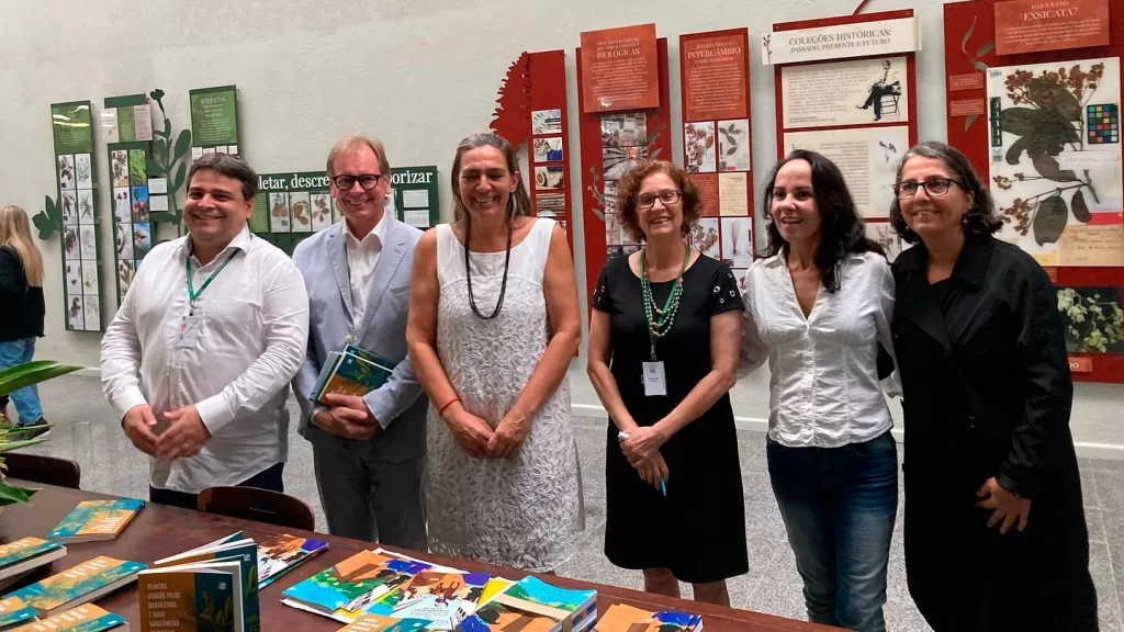 Lançamento da versão em língua portuguesa de livro do século 18