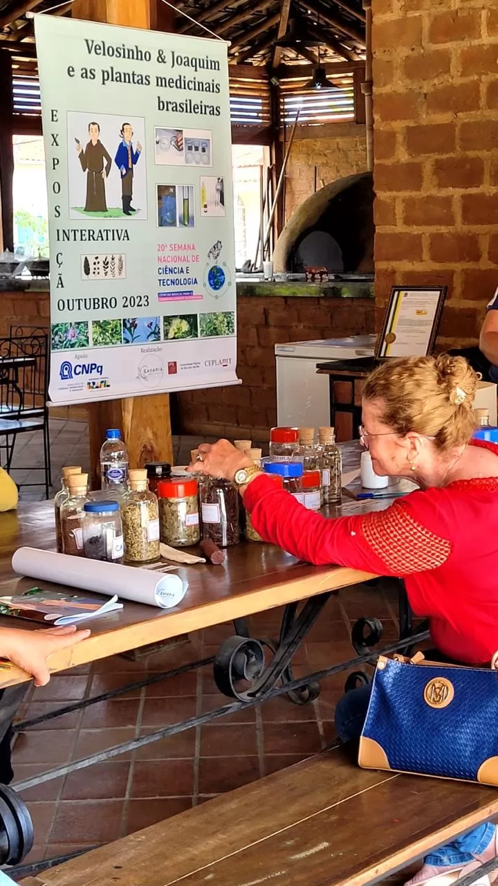 Exposições interativas com as plantas medicinais/ Semana Nacional de Ciência e Tecnologia